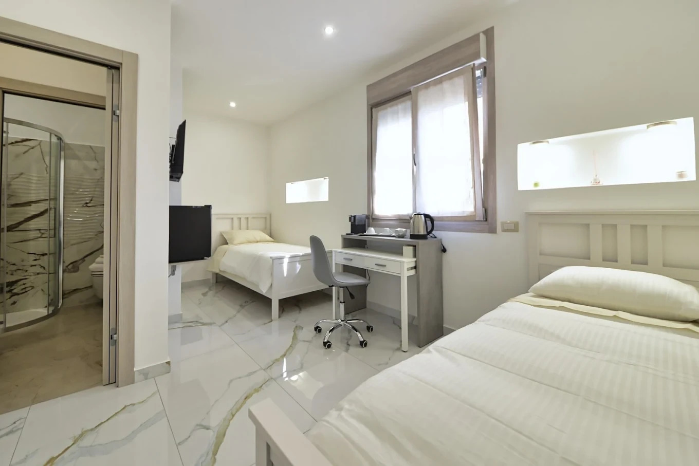 Camera con bagno privato ristrutturato